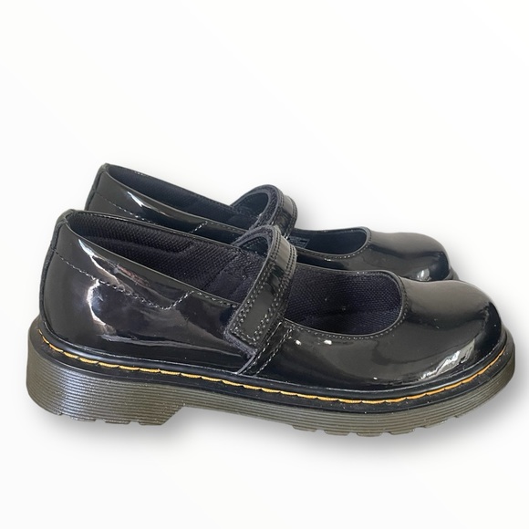 Dr Martens JUNIOR MACCY PATENT LEATHER MARY JANE SHOES - Picture 1 of 4
